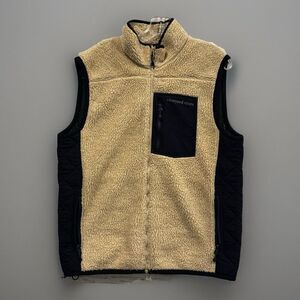 Vineyard Vines Mens Sherpa Fleece Vest Size M Beige Navy Blue Full Zip Logo
